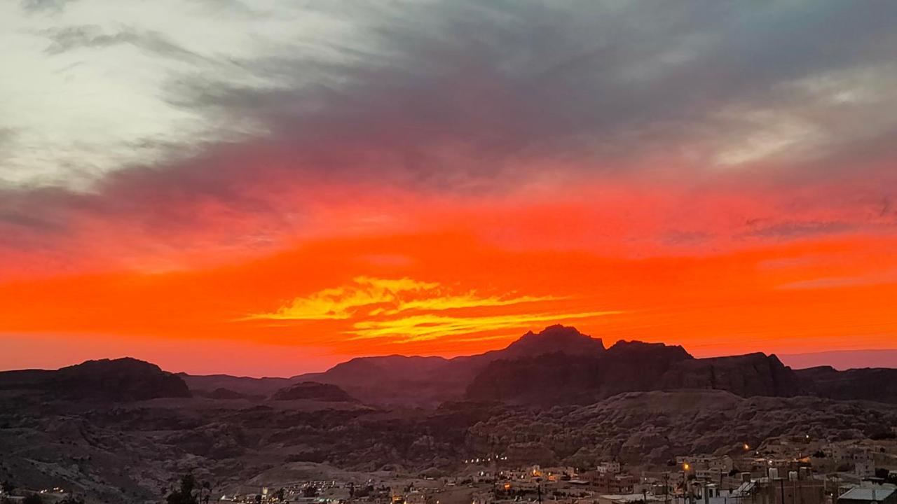 Petra Stones Inn Вади Муса Экстерьер фото